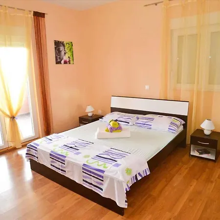In - Zadar Riviera 31187 Бибинье