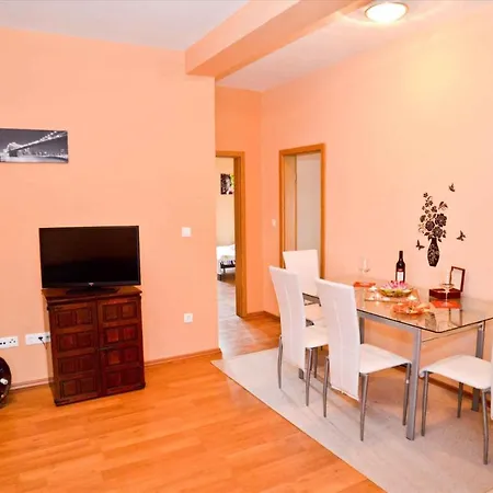 In - Zadar Riviera 31187 Бибинье