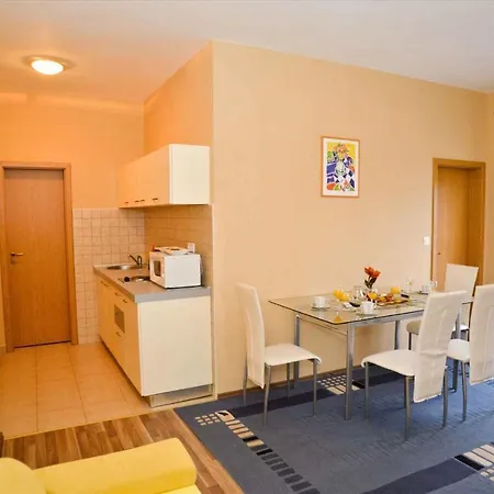 In - Zadar Riviera 31187 Бибинье