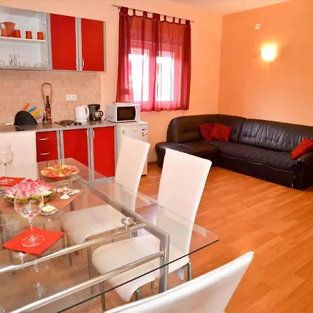 Апартаменты In - Zadar Riviera 31187 *